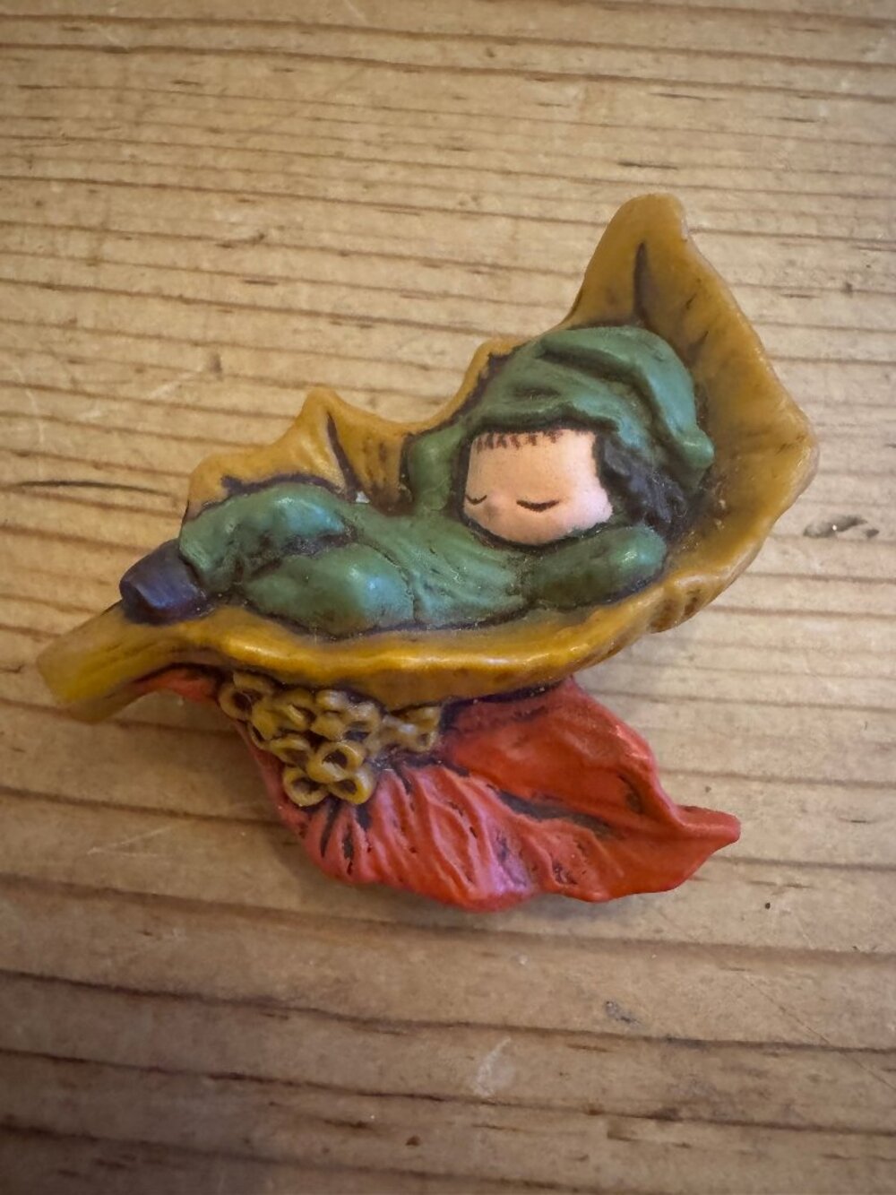 Vintage Hallmark Pixie Elf Sleeping in Leaf Pin Brooch Fall Thanksgiving 1970s
